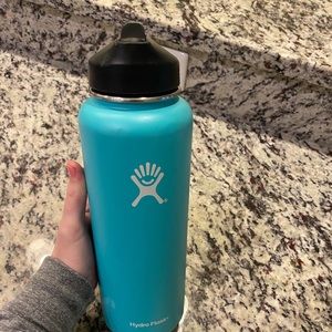 Hydro flask water bottle
